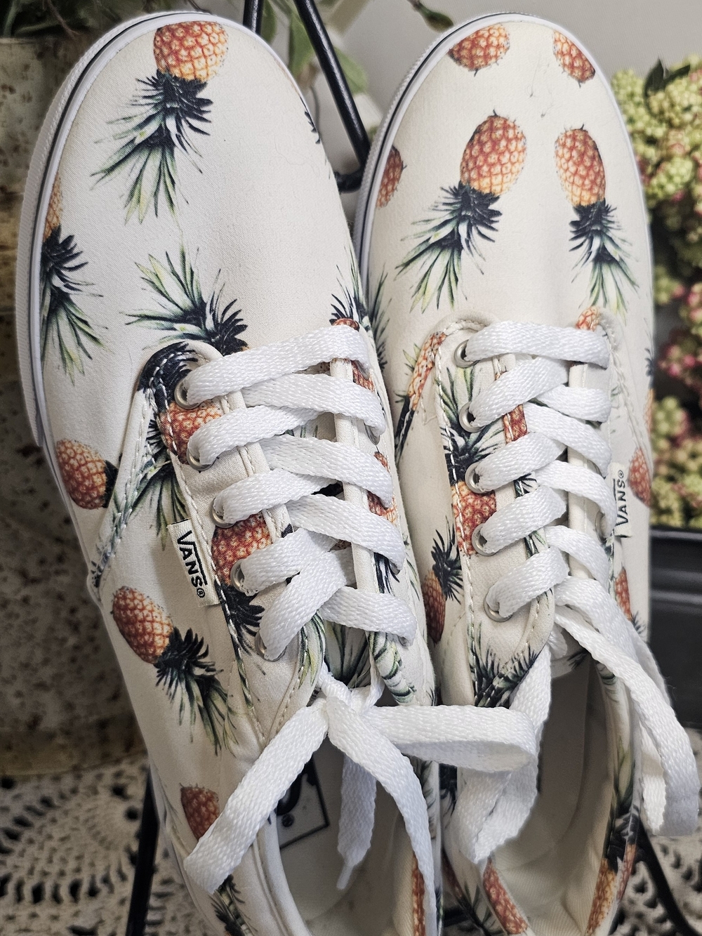Vans Pineapple Print Women's Lace-Up Sneakers - White - Picture 3 of 13